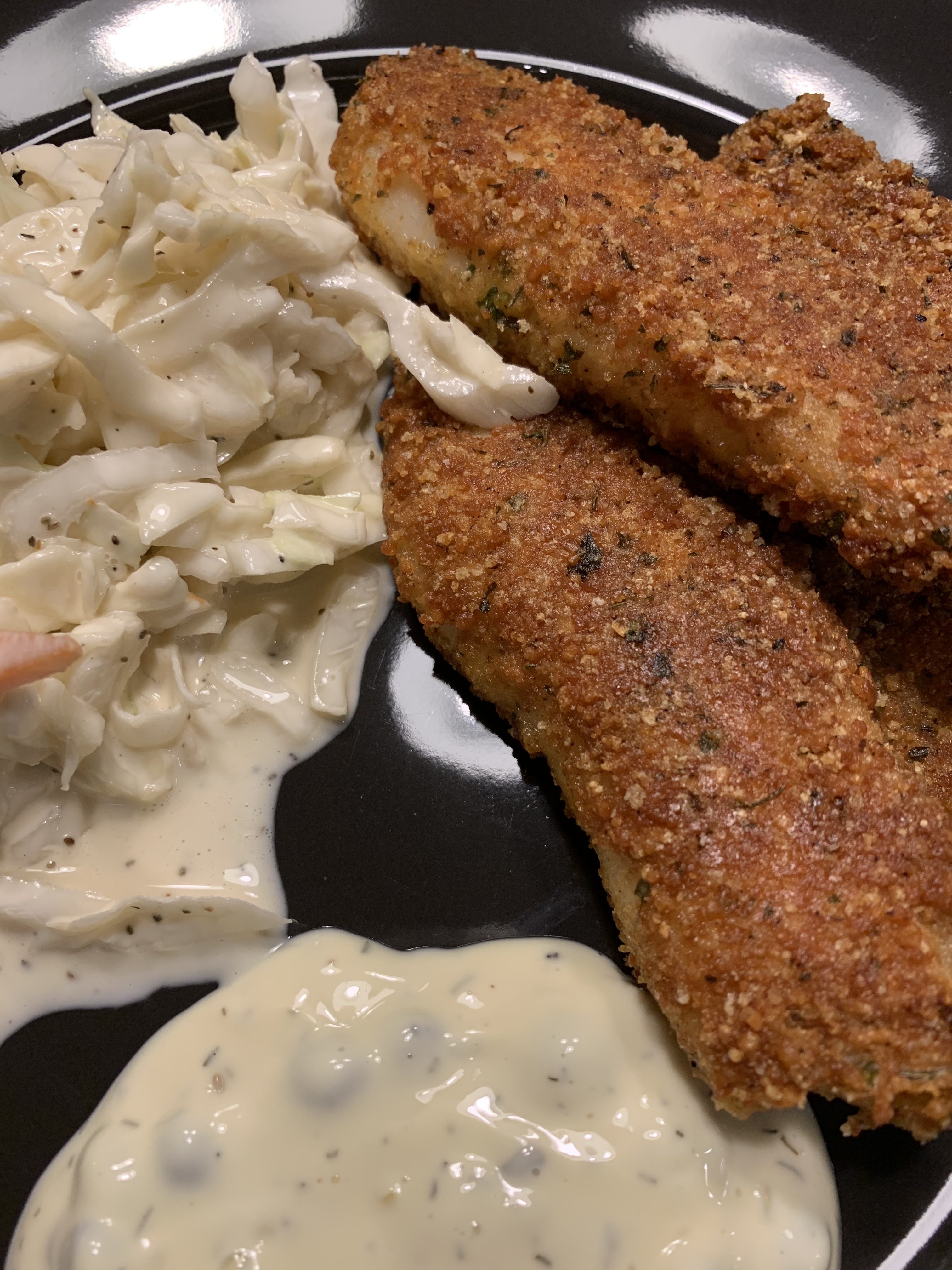 Keto Fish Fingers with Coleslaw and Caper-Dill Tartar Sauce