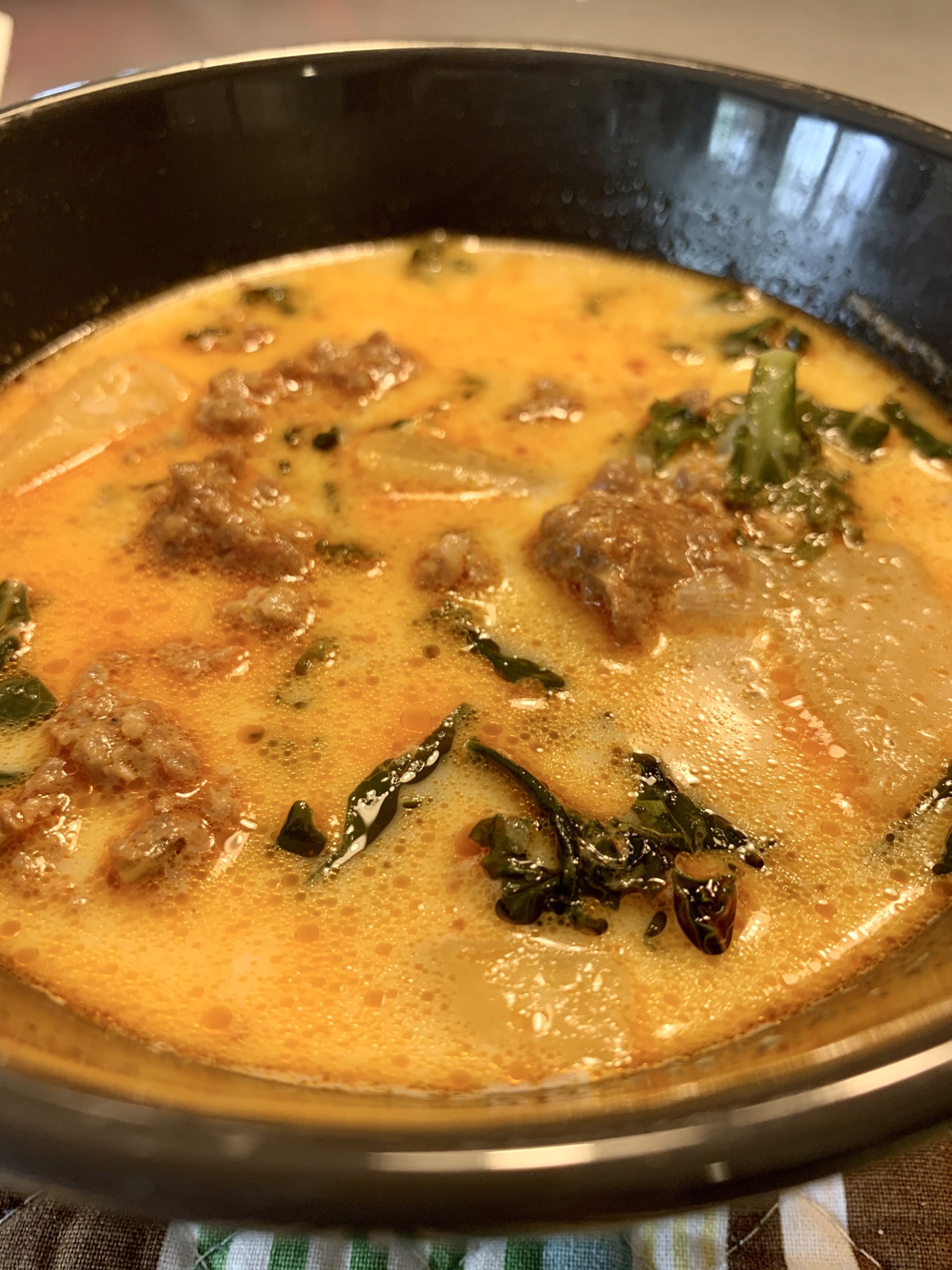 Keto Instant Pot Zuppa Toscana